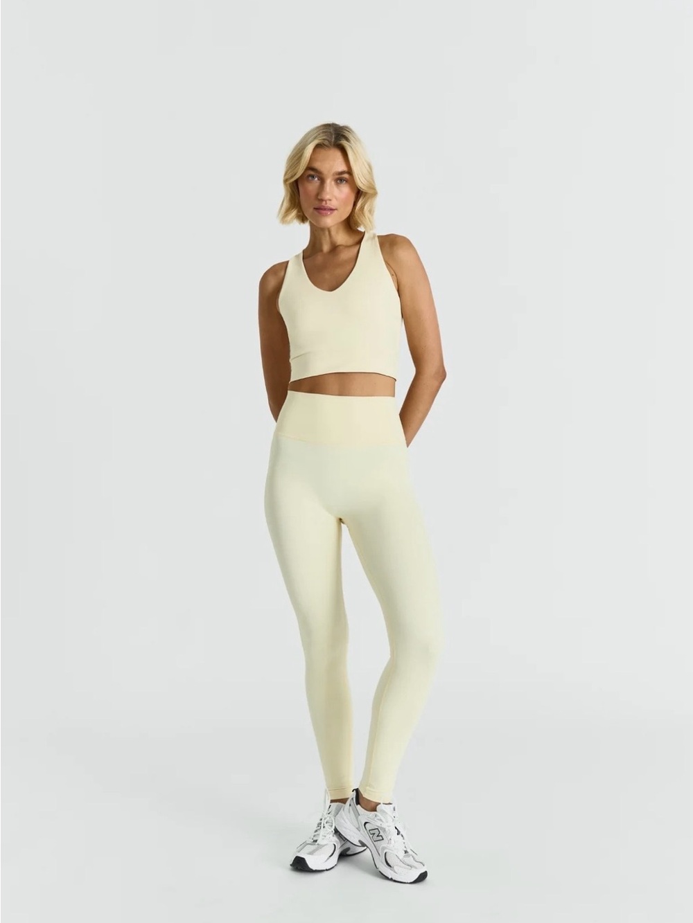 High-Waist Seamless Leggings in Pale Yellow